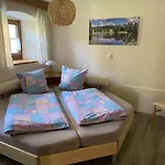 شقة Haus Peschl 1 *